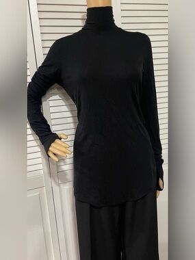 lululemon athletica Black Long Sleeve Tunic Top